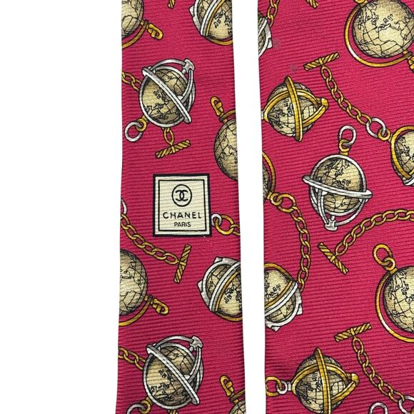 Chanel Globe Pattern Tie - Picture 14 of 16